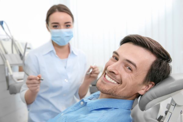 Reasons To Get Professional Teeth Whitening